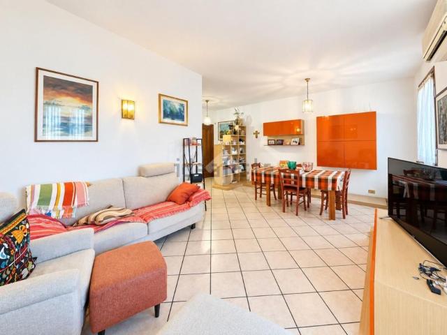 Villetta a schiera in vendita di 171 m² in Strada Panni
