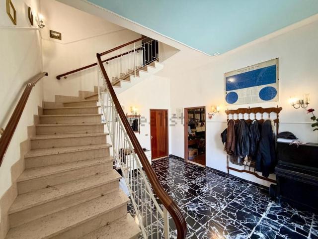Villetta a schiera in vendita di 172 m² in Via Enrico Fermi