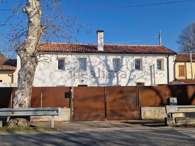 Villetta a schiera in vendita di 172 m² in Via Riviera, 48