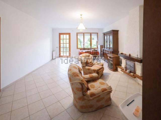 Villetta a schiera in vendita di 146 m²