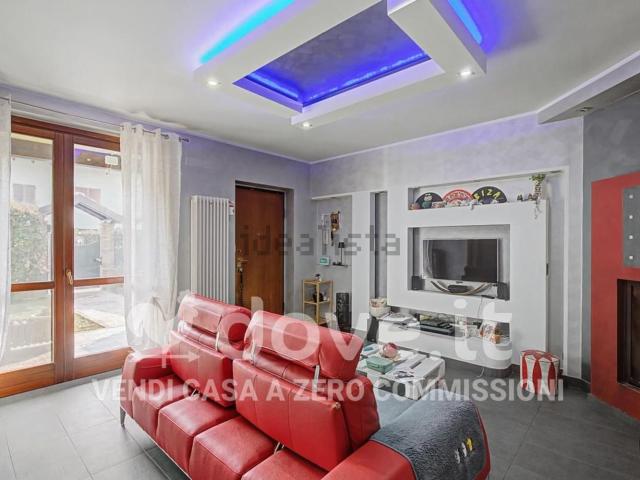 Villetta a schiera in vendita di 174 m² in Via Carlo Cattaneo, 14