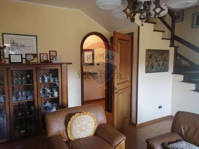 Villetta a schiera in vendita di 174 m² in Via Flaiano, 19
