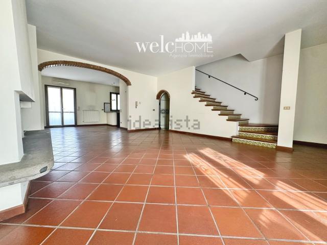 Villetta a schiera in vendita di 174 m² in Via Italia &apos 61