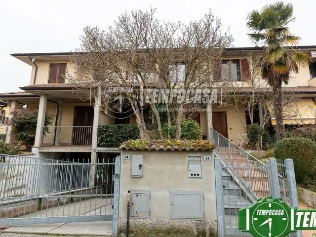 Villetta a schiera in vendita di 174 m² in Via Novella