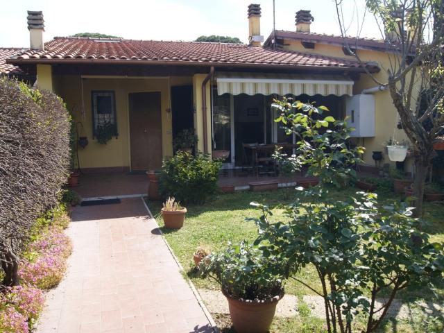 Villetta a schiera in vendita di 175 m² in Via di Colle Farnese, 6