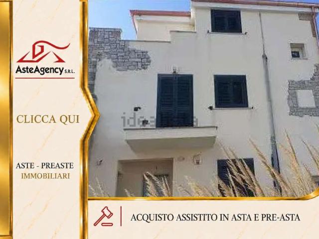 Villetta a schiera in vendita di 175 m² in Via Lanzillotti