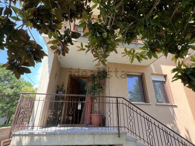 Villetta a schiera in vendita di 175 m² in Via Luigi Nono
