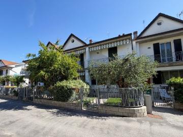 Villetta a schiera in vendita di 175 m² in Via Salvador Allende, 20