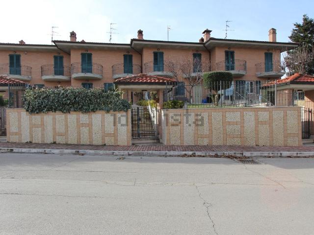 Villetta a schiera in vendita di 175 m² in Via Sant&apos  Antonio, 6