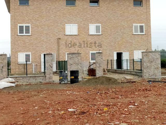 Villetta a schiera in vendita di 175 m² in Via Persicetana, 30