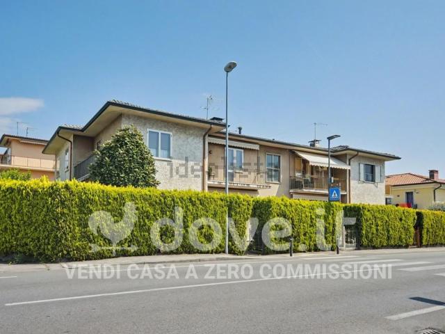 Villetta a schiera in vendita di 175 m² in Via Raffaello, 88