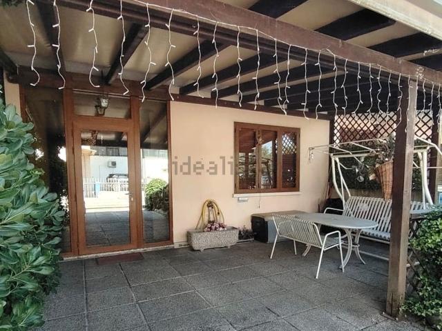 Villetta a schiera in vendita di 176 m²
