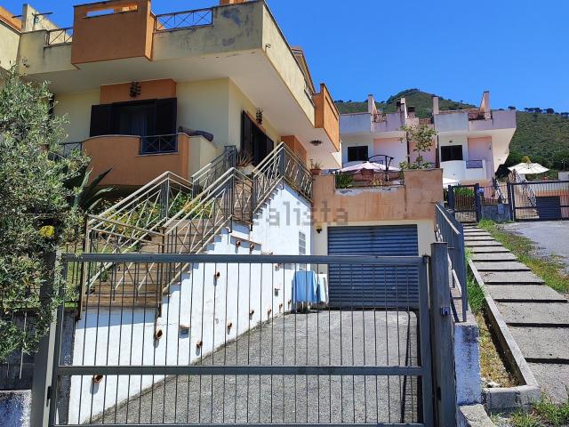 Villetta a schiera in vendita di 177 m² in Via Gabriele D&apos Annunzio, 17