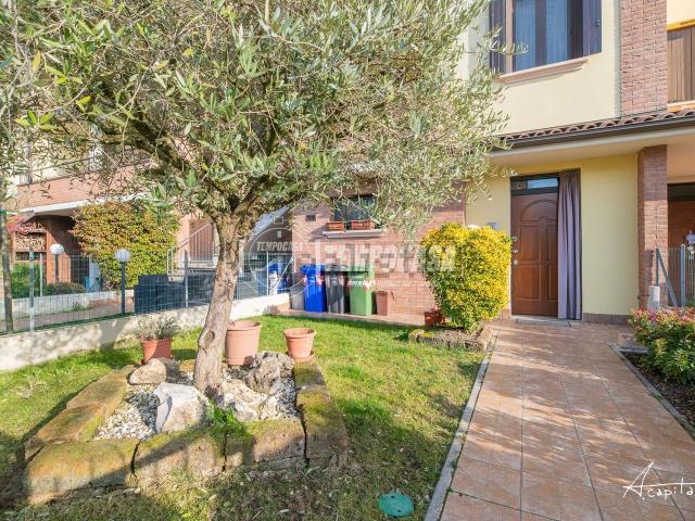 Villetta a schiera in vendita di 177 m² in Via Giotto
