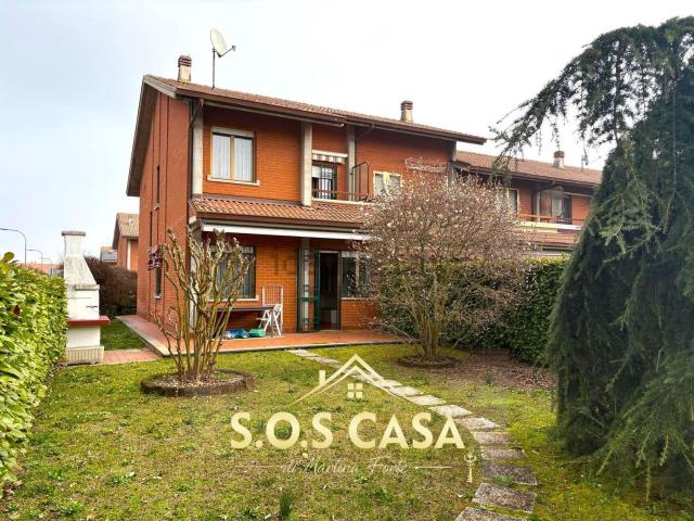 Villetta a schiera in vendita di 177 m² in Via Giovanni Pascoli