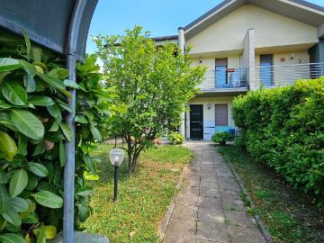 Villetta a schiera in vendita di 177 m² in Via Paolo Borsellino