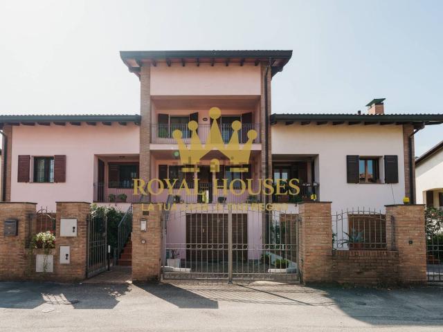 Villetta a schiera in vendita di 177 m² in Via Paolo Bentivoglio, 6