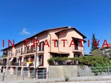 Villetta a schiera in vendita di 177 m² in Strada America Boschi, 61