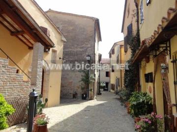 Villetta a schiera in vendita di 178 m² in Via Castello
