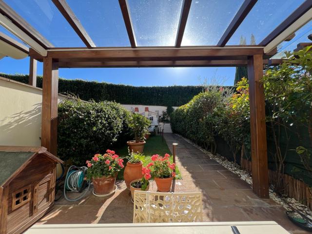 Villetta a schiera in vendita di 178 m² in Via di Croce a Balatro