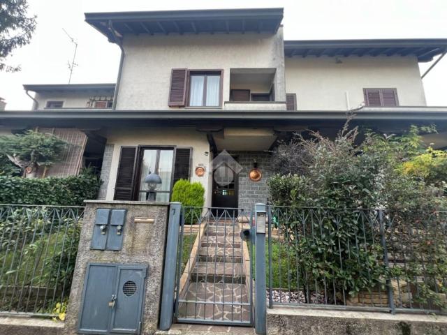 Villetta a schiera in vendita di 178 m² in Via Palmanova, 7