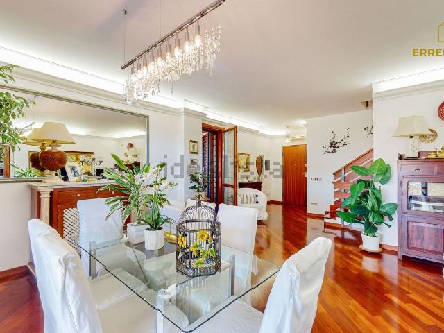 Villetta a schiera in vendita di 178 m² in Via Pietro Ubaldo Angeletti, 26