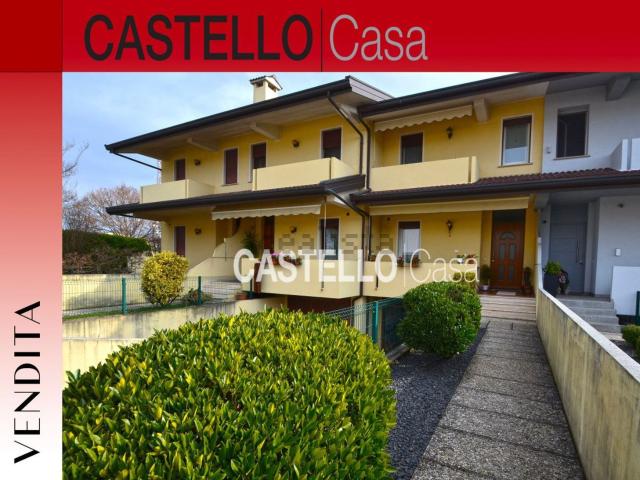 Villetta a schiera in vendita di 178 m² in Viale delle Querce