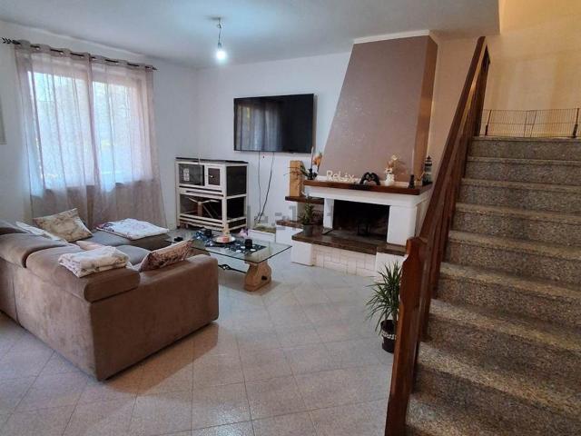 Villetta a schiera in vendita di 179 m² in Via Castello Chiapponi