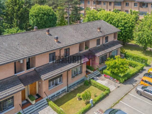 Villetta a schiera in vendita di 179 m² in Via Elico De Pietri, 38