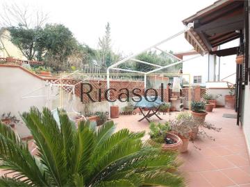 Villetta a schiera in vendita di 179 m² in Via Sgarallino, 36