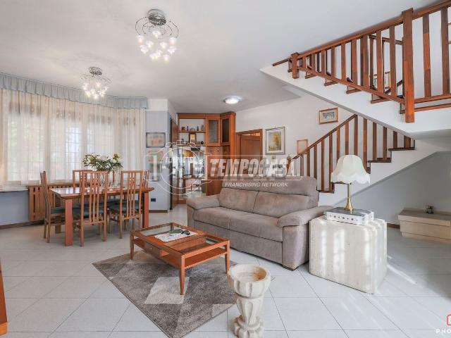 Villetta a schiera in vendita di 180 m²