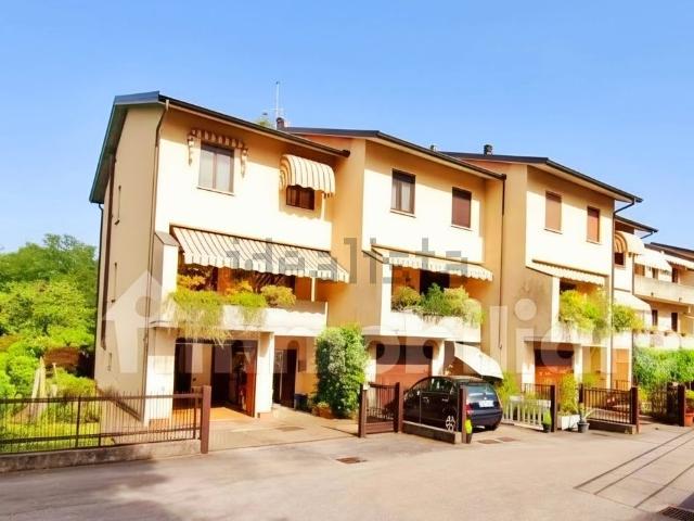 Villetta a schiera in vendita di 180 m²