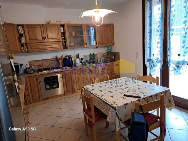 Villetta a schiera in vendita di 180 m² in Via Collinello, 450
