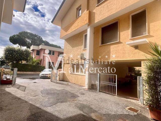 Villetta a schiera in vendita di 180 m² in Via Amerigo Vespucci