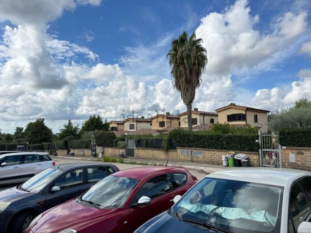 Villetta a schiera in vendita di 180 m² in Via Bob Marley, 26