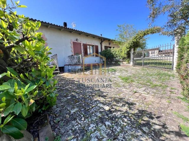 Villetta a schiera in vendita di 210 m² in Via Boscona