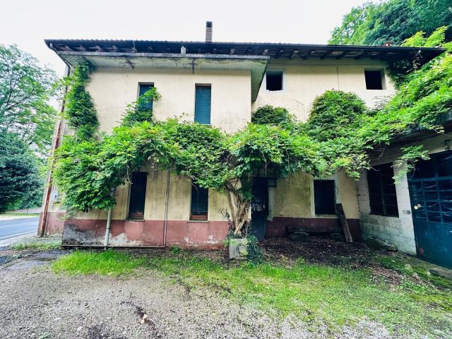 Villetta a schiera in vendita di 180 m² in Via Battiferri