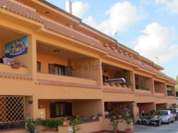 Villetta a schiera in vendita di 180 m² in Via Baracca Francesco, 144