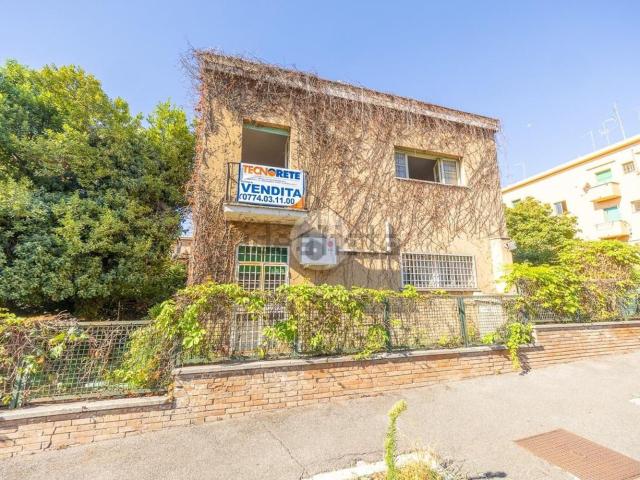 Villetta a schiera in vendita di 180 m² in Via Giulio Douhet, 10