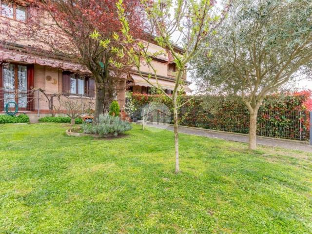Villetta a schiera in vendita di 180 m² in Via Giuseppe Fabbri, 490