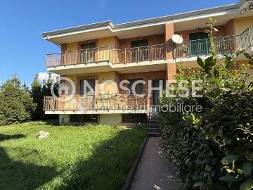 Villetta a schiera in vendita di 180 m² in Via Degli Aranceti, 28