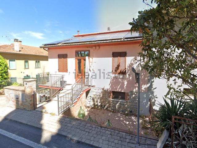 Villetta a schiera in vendita di 180 m² in Via dei Partigiani, 120