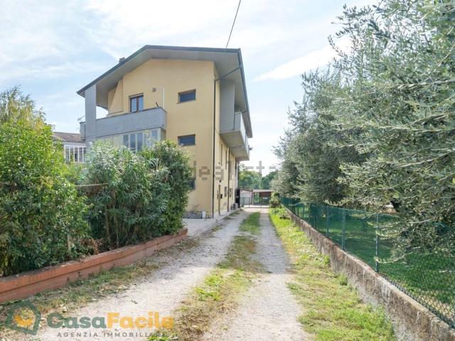 Villetta a schiera in vendita di 180 m² in Via del Rio, 365