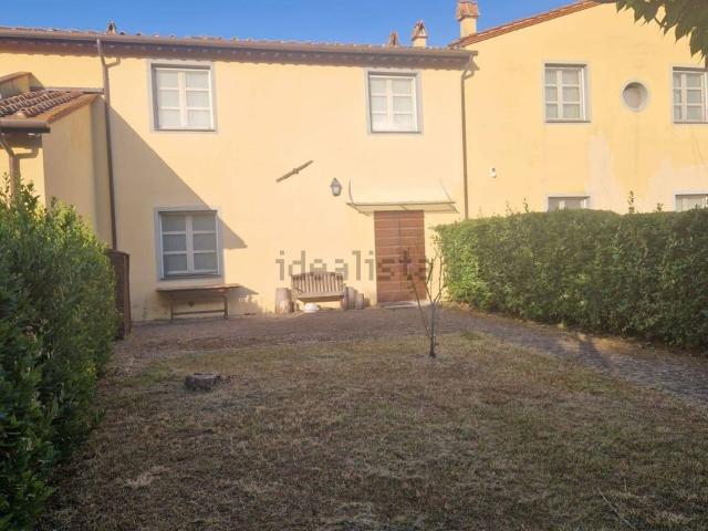 Villetta a schiera in vendita di 180 m² in Via dell&apos Argine