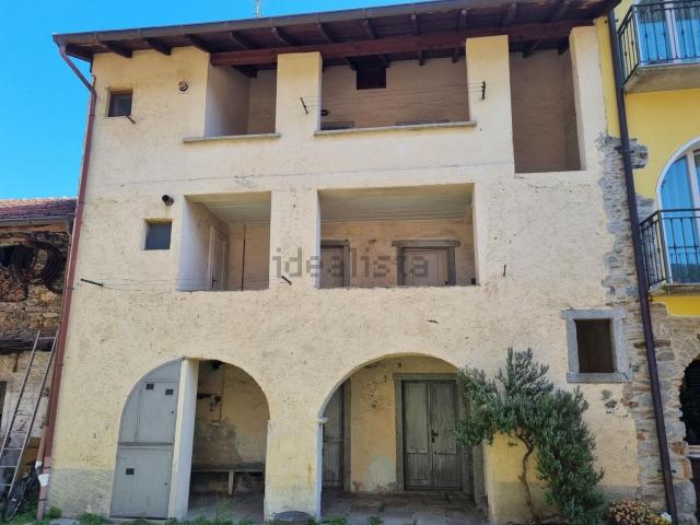 Villetta a schiera in vendita di 180 m² in Via dell&apos Erta