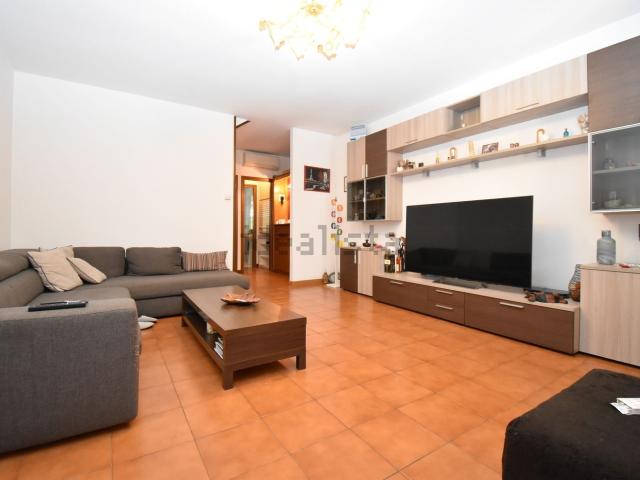 Villetta a schiera in vendita di 180 m² in Via della Chiusa