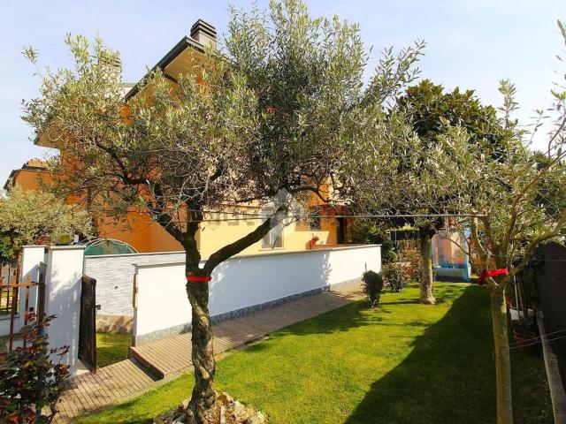 Villetta a schiera in vendita di 180 m² in Via delle Gerole, 2