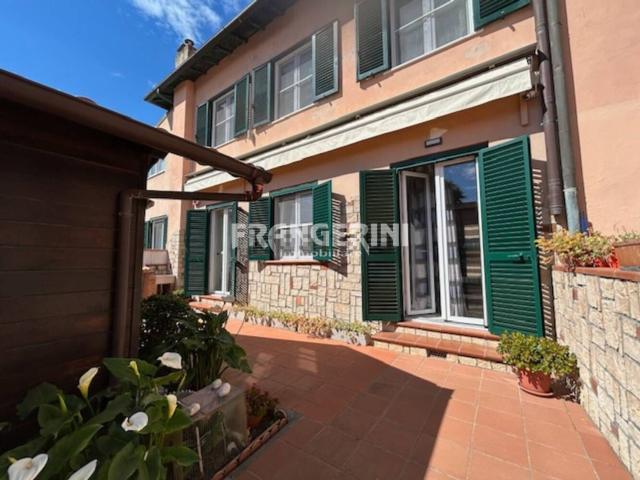 Villetta a schiera in vendita di 180 m² in Via di Salviano