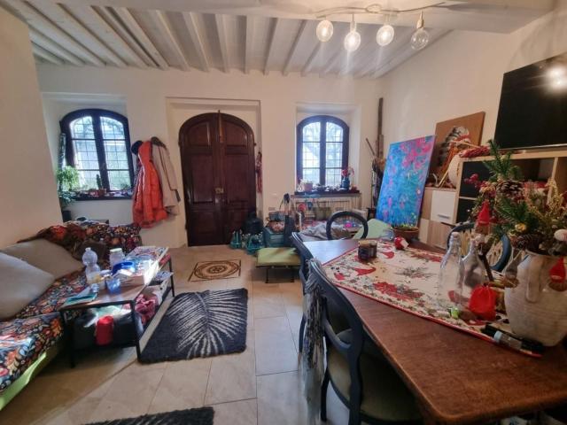 Villetta a schiera in vendita di 180 m² in Via Diaccio