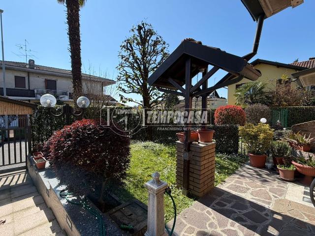 Villetta a schiera in vendita di 180 m² in Via Evangelista Torricelli, 13